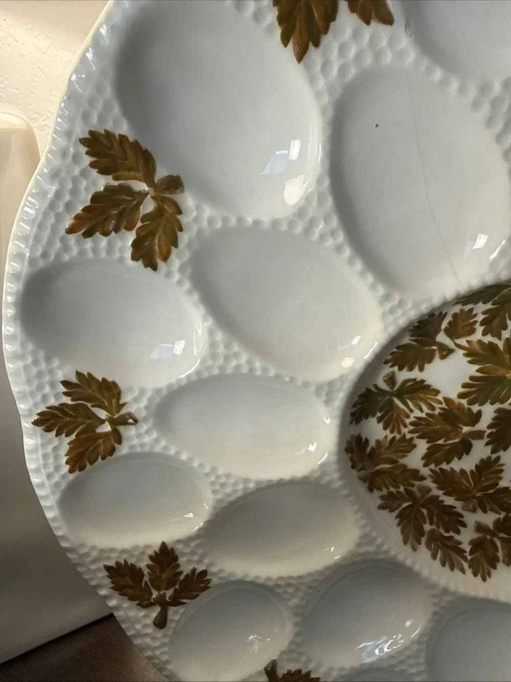 Vintage Thanksgiving Autumn Leaf Deviled Egg Platter Holds 24 eggs 13